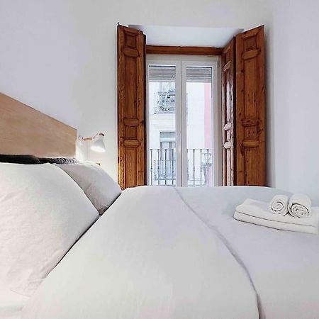 Apartamento Privado De Diseno En Pleno Centro - Atocha Apartment Madrid Ngoại thất bức ảnh