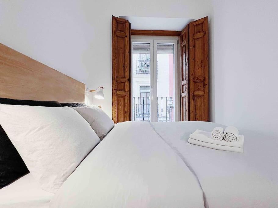 Apartamento Privado De Diseno En Pleno Centro - Atocha Apartment Madrid Ngoại thất bức ảnh